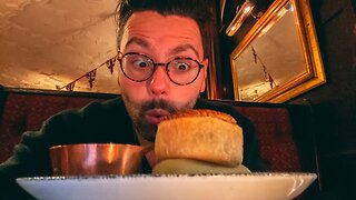England Live: Real Meat Pie at a Pub