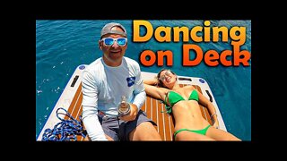 Dancing on the Deck - S6:E47