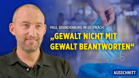 Ein Spezialkommando durchsuchte seine Wohnung: Paul Brandenburg im Interview (Ausschnitt)