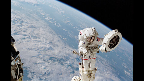 The Universe is Calling.. Apply to Be a NASA Astronaut~orig