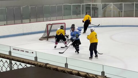 Five Minutes of Ice Hockey