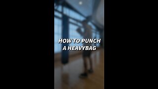 How To Punch A Heavy Bag 💥🥊