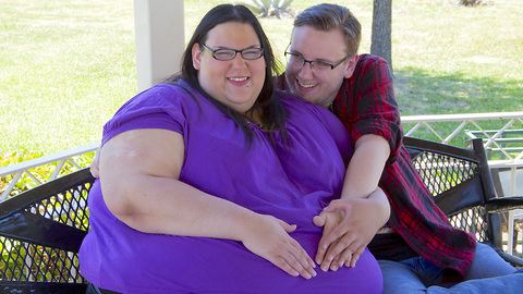 500lbs and Pregnant: HOOKED ON THE LOOK