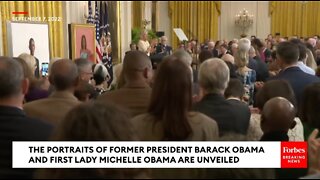 Biden Sits During Standing Ovation For The Obamas