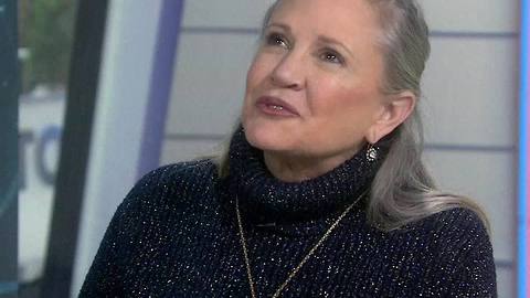'Star Wars' star Carrie Fisher suffers 'massive heart attack' on flight, report says