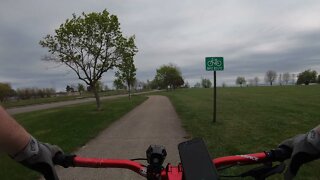 A Fatbike Ride through the Park ( FATBACK RHINO )