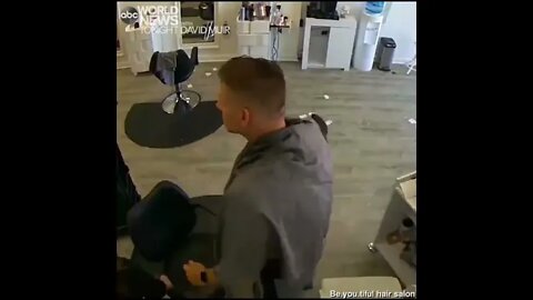 wild animal invades a barber Shop !!!
