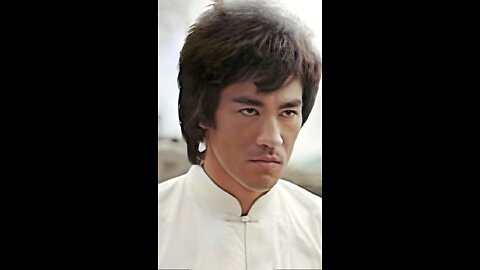 Cross kick Studio Films Bruce Lee Enter the Dragon