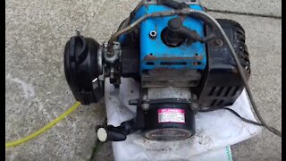 Kawasaki td 40 strimmer engine goes flying, no joke , OOOOPS