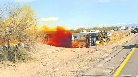 Tucson, Arizona - Truck Hauling NITRIC ACID Crashes Causing Toxic Spill