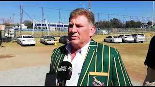 UPDATE 1 - Springbok heroes turn out for James Small funeral (9v2)