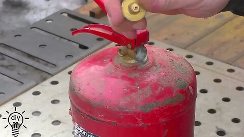A brilliant idea from an old fire extinguisher! You'll be glad to see it!