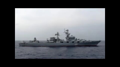 Ucrânia bombardeia navio russo e tripulação é evacuada após incêndio - GUERRA NA UCRANIA