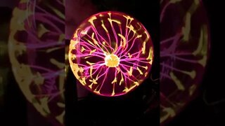 Plasma globes are SO COOL!