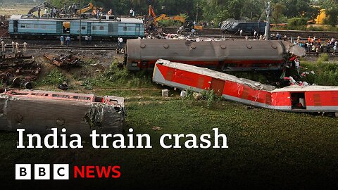 India train crash investigation begins - BBC News