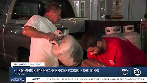 SDG&E Customers prepare for possible emergency power shutoffs during Thanksgiving break