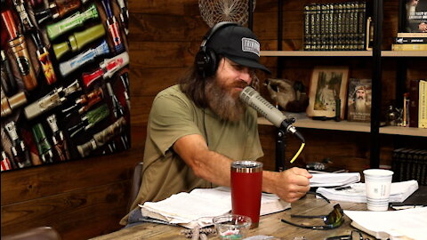 Jase Is Lord of the Flies and Do Spirits Interact Outside the Body? | Ep 327