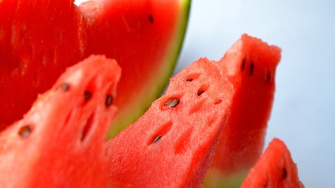 CDC Warns to Throw Away Pre-Cut Melon