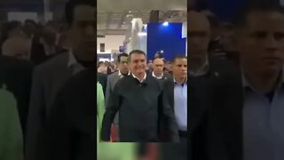 Bolsonaro chegando na Globo