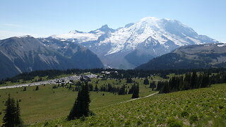 Hiking Sourdough Ridge