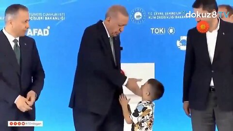 Footage emerges of Erdogan slapping a child after not kissing his hand