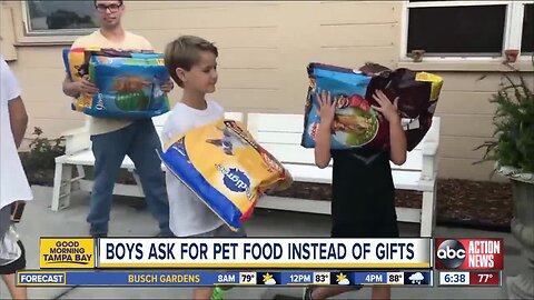 Florida boys trade birthday gifts for animal food donations