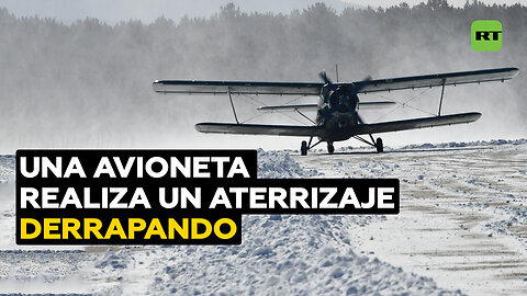 Viento 'arrastra' un avión ligero en una pista de aterrizaje