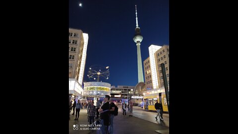 09.05.2022 Alexanderplatz Wir zusammen - Zwischenkundgebung beim Lauterbach