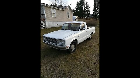 1980 Ford Courier on the interstate !