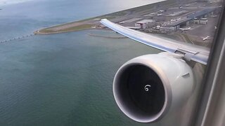 [GE90] Cathay Pacific Airways B777-300ER takeoff at Hong Kong