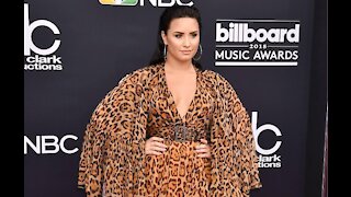 Demi Lovato has celebrated her 6 month anniversary with Max Ehrich