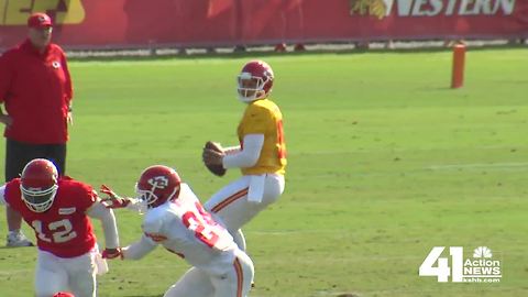 Patrick Mahomes moves up Chiefs depth chart