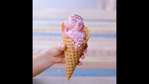 Waffle cone with sprinkles | @westfieldsouthcenter on IG 🍧🍨 #shorts
