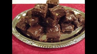 Chocolate Walnut Fudge - The Hillbilly Kitchen