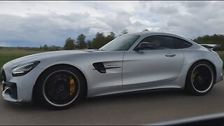 585 HP Mercedes-AMG GT R vs 520 HP Porsche 911 GT3 RS Weissach Package 991 Mk II PDK 🏁[4k 60p]