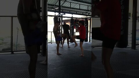 Muay Thai Training Chiang Mai Thailand 🇹🇭 #shorts #muaythai #boxing #chiangmai #thailand