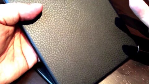 Installation and review of the Slickwraps leather vinyl skin for the iPad Mini 4