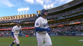 Max Muncy's go-ahead two-run homer