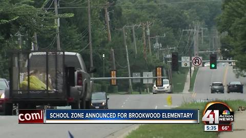 Overland Park puts in school speed limit zone near Brookwood Elementary