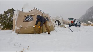 LIVING IN A TENT ALL WINTER IN COLORADO: INSANE EVENING WINDSTORM, TEMPS -4F, -20C, FROZEN CAMP