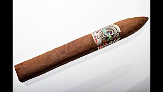 Cuenca 5 Anniversary Cigar Review