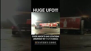 Mysterious UFO seen on video | They were spotted moving over the night sky