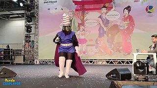 Apresentação Cosplay de Macaco Louco da animação As Meninas Superpoderosas no Festival do Japão 2023