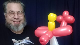 Day 76 - jow to make a souped up one balloon airplane - 365 Days of Balloons