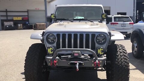 JEEP GLADIATOR MODS!