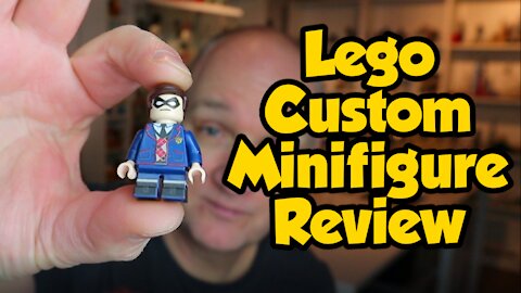 CUSTOM LEGO MINIFIGURE REVIEW NUMBER 5 - Awesome Umbrella Academy based minifigure