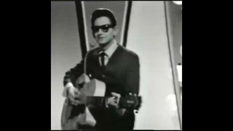 Roy Orbison - Pretty Paper - 1963