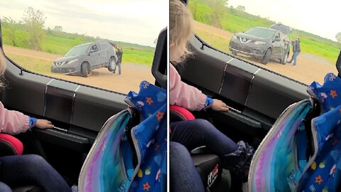 Dad Stops To Help Stranger, Becomes Hero To His Kids