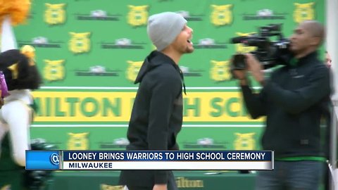 Curry, Durant and the Golden State Warriors crash Looney’s Hamilton High School event