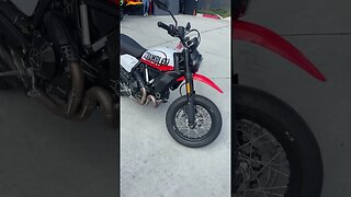 2023 Ducati Scrambler Urban Motard